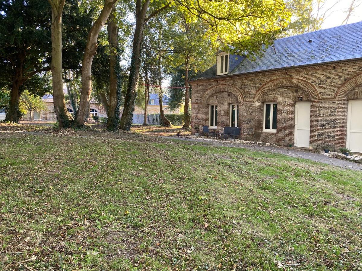Les Gites Du Chateau Du Cedre Manneville-es-Plains Екстер'єр фото